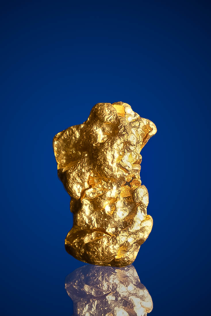 (image for) Curved, Shiny Natural Gold Nugget - Australia - 0.91 grams